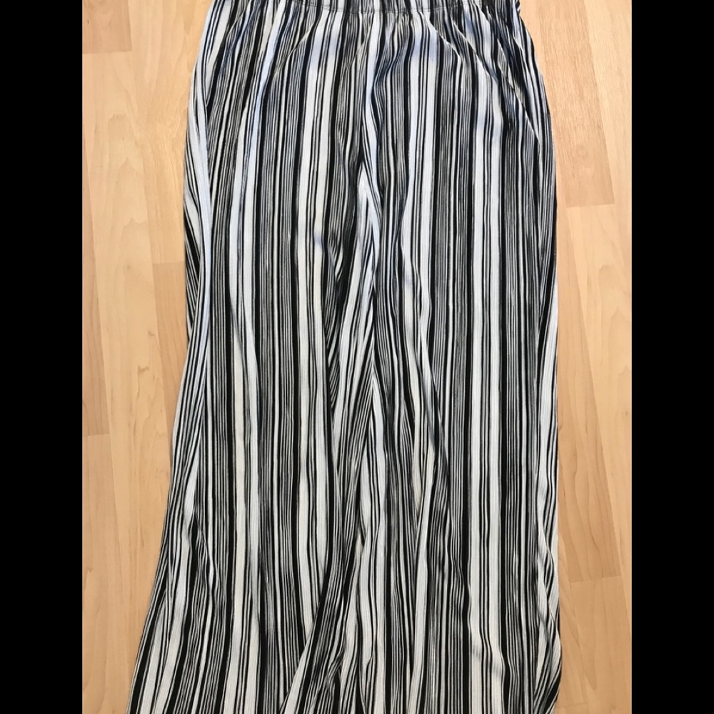 Striped flowy pants